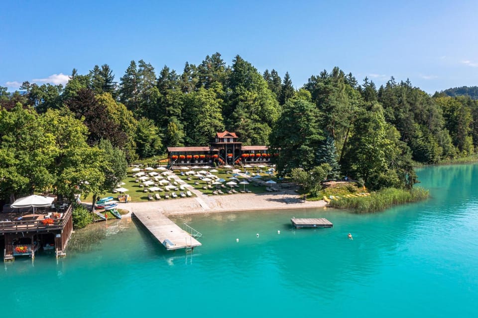 Inselhotel Faakersee Hotel in Villach