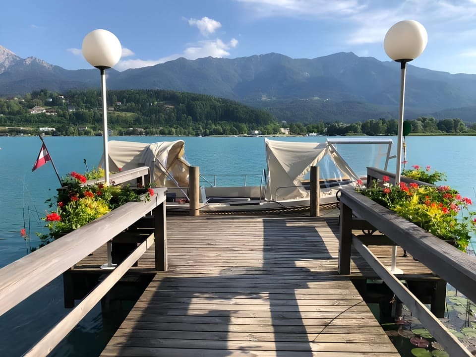 Inselhotel Faakersee Hotel in Villach
