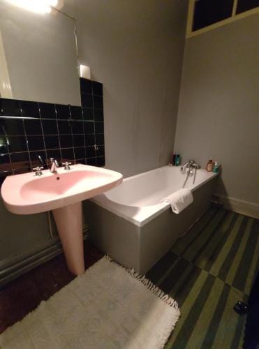 De la Maison Restau' a la Chambre en particulier Hotel in Auvergne-Rhône-Alpes