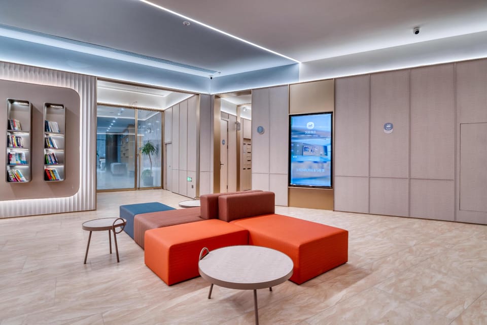 Hanting Hotel Jiaxing Nanhu High-Speed Rail South Station Hotel in Zhejiang
