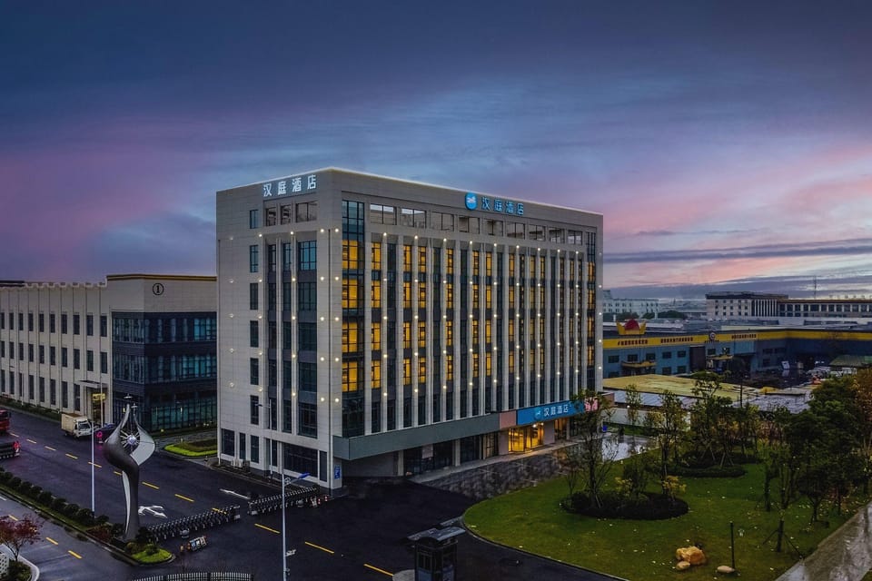 Hanting Hotel Huzhou Nanxun Ancient Town Hongyang Road Hotel in Suzhou