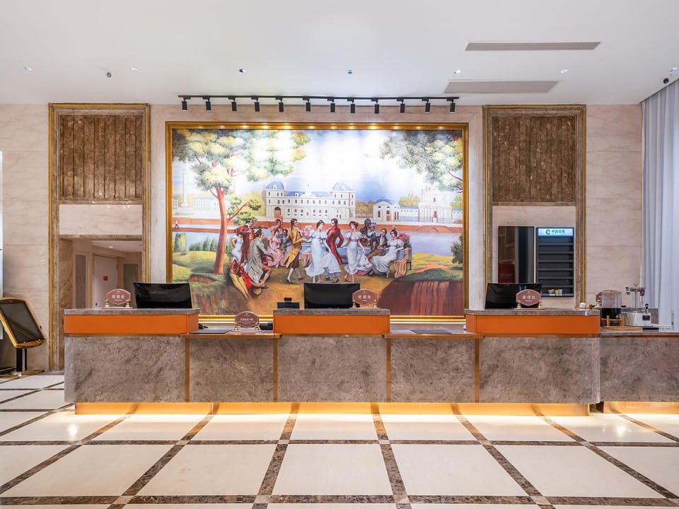 Vienna Hotel  5.0 North Olympic Sailing Center Qingdao University Hotel in Qingdao