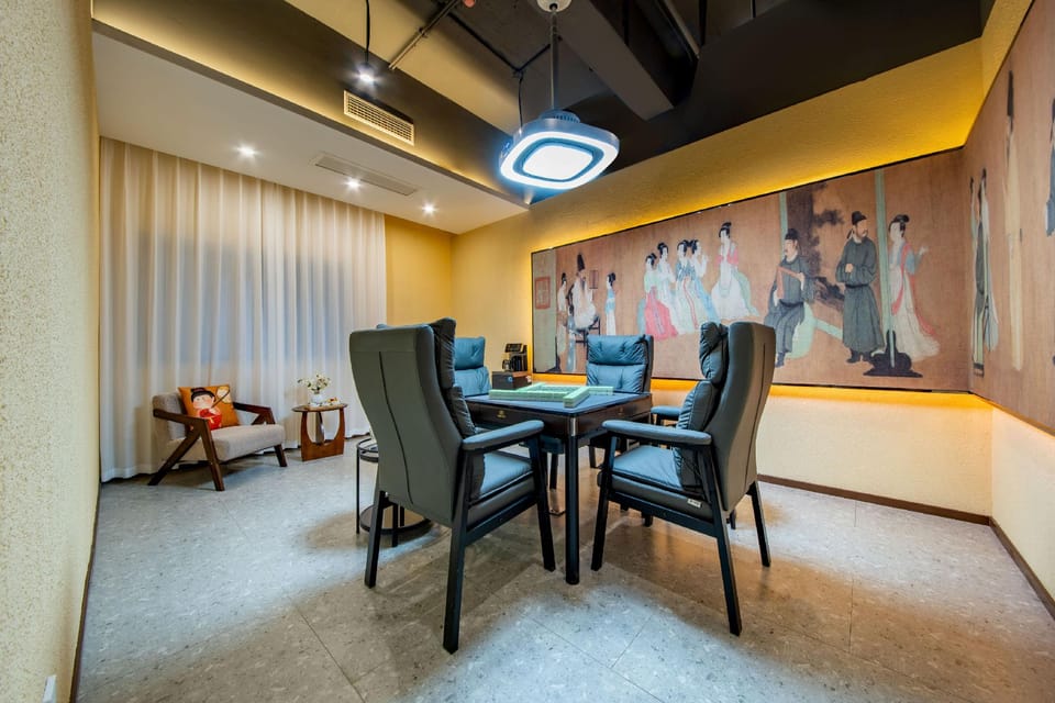 Lavande Hotel Xi'an Drum & Bell Tower Muslim Quarter North Street Metro Station Hotel in Xian