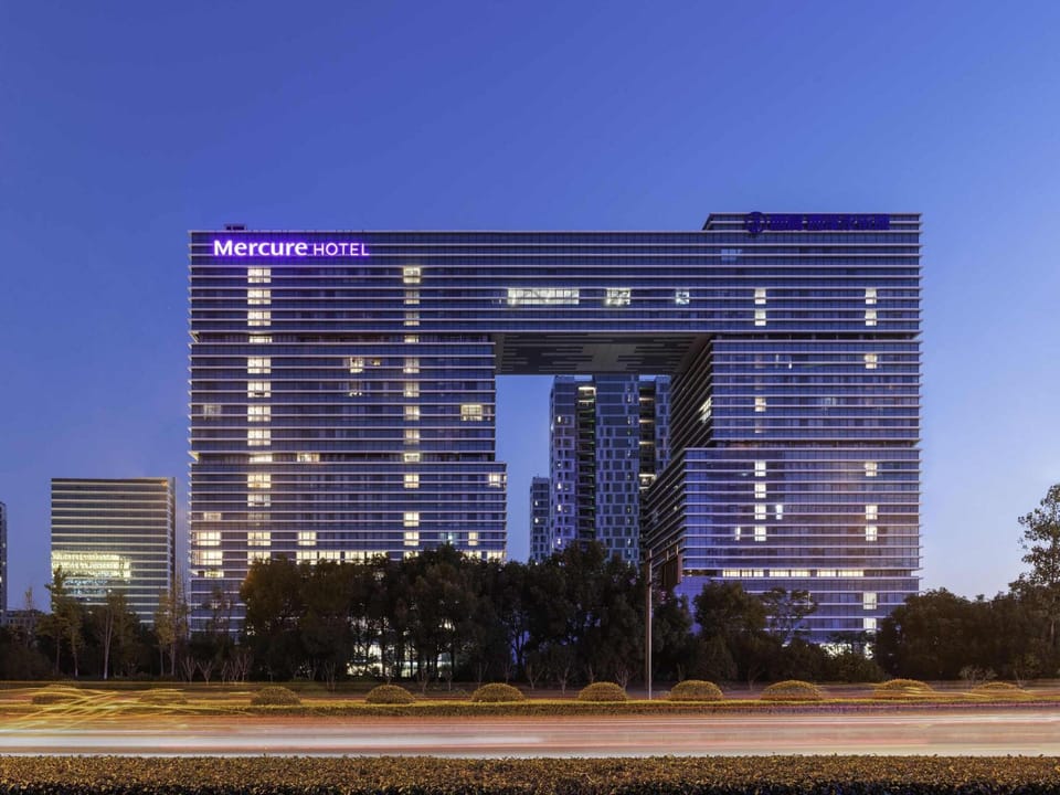 Mercure Hangzhou Xixi Wetland Hotel in Hangzhou