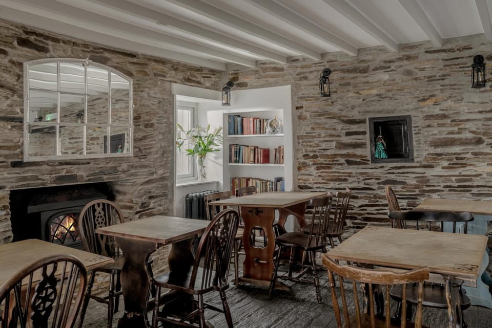 The Olde Malthouse Inn Hotel in Tintagel