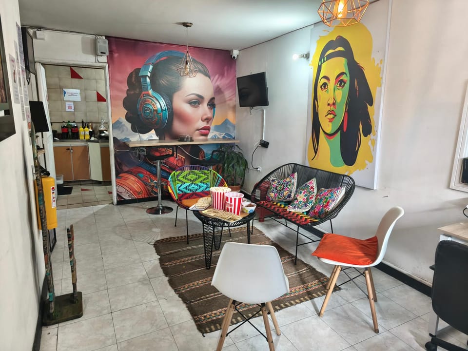 Ayllu Hostel et Kuyay Hostel in Bogota