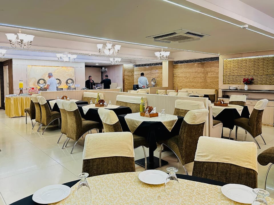 Hotel President, Indore Hotel in India