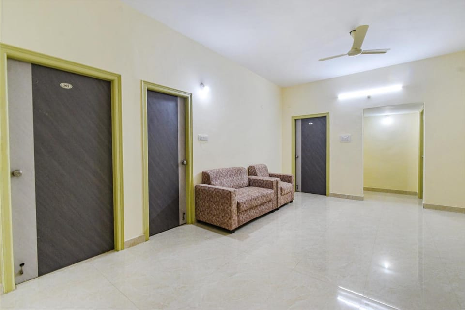 FabHotel RK Suites - Nr U.S. Consulate, Financial District Hotel in Hyderabad