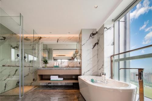 New Century Hotel Jiaxing Zhongyuan Hotel in Zhejiang