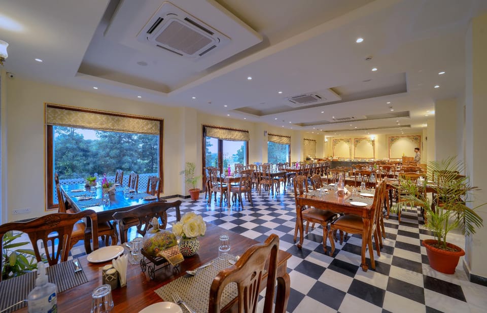 WelcomHeritage Mount Valley Resort Resort in Rajasthan