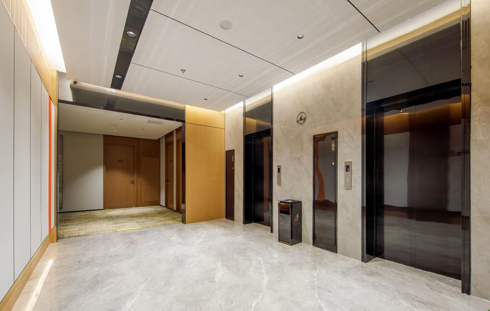 Starway Hotel Huaibei Renmin Middle Road South Bus Station Hotel in Jiangsu