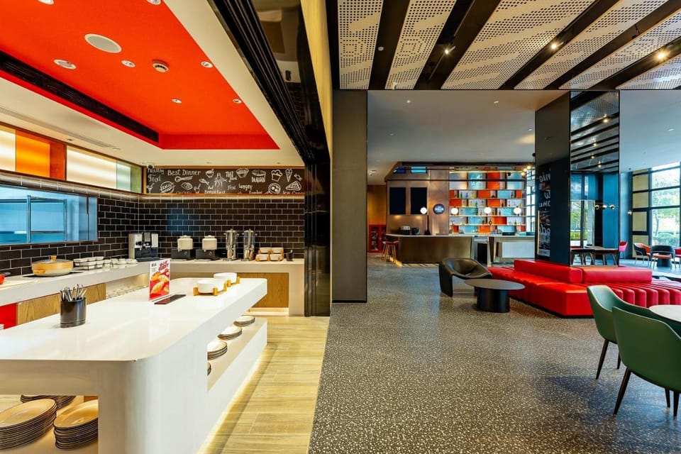 Ibis Haiyan Economic Development Zone Hotel in Zhejiang