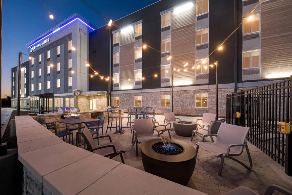 Everhome Suites Waco Hotel in Waco