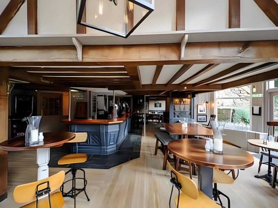Bar/lounge