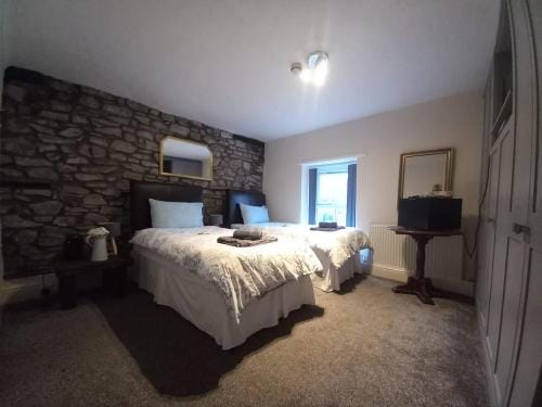Coach & Horses Inn Inn in Wales
