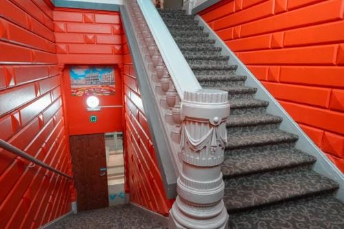 YOUR HOSTEL midi station Hostel in Saint-Gilles