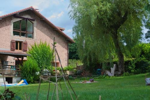 Chambres d'hote Odile et les cycleux Lily Hotel in Vosges