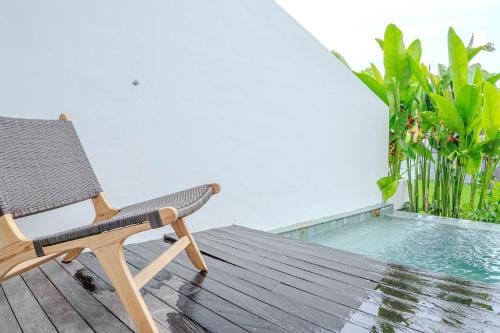 Jiva Loft Style Villa Hotel in North Kuta