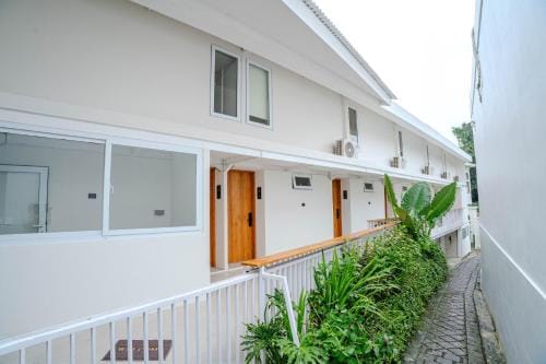 Jiva Loft Style Villa Hotel in North Kuta