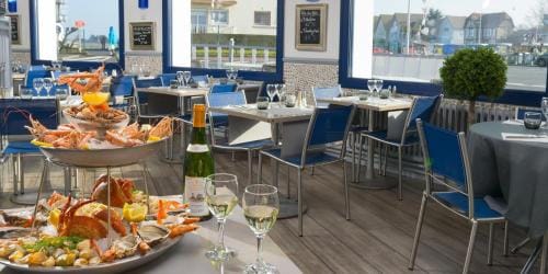 Au Ptit Mousse - Hotel et Restaurant Hotel in Courseulles-sur-Mer