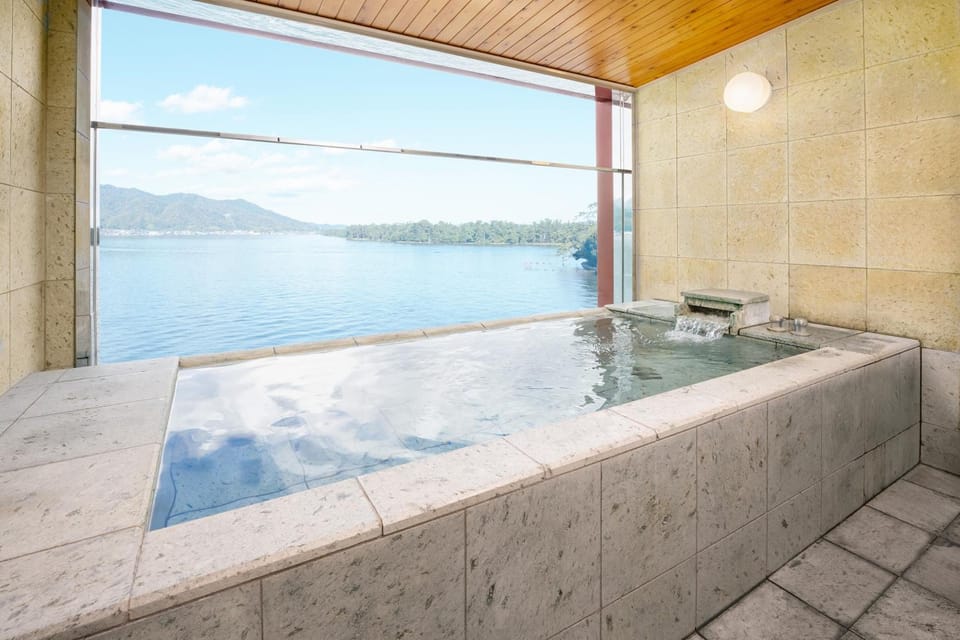 Open air bath
