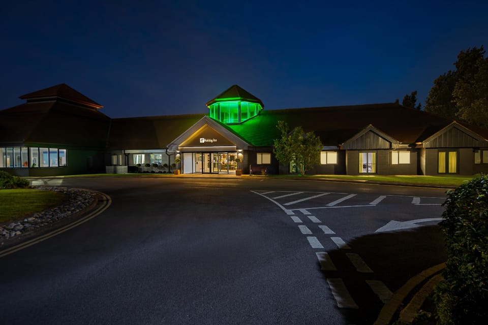 Holiday Inn Aylesbury By IHG Hotel in Aylesbury Vale