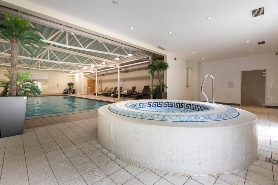 Holiday Inn Guildford By IHG Hotel in Guildford