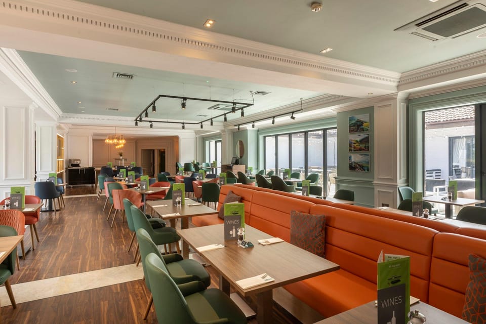 Holiday Inn Guildford By IHG Hotel in Guildford