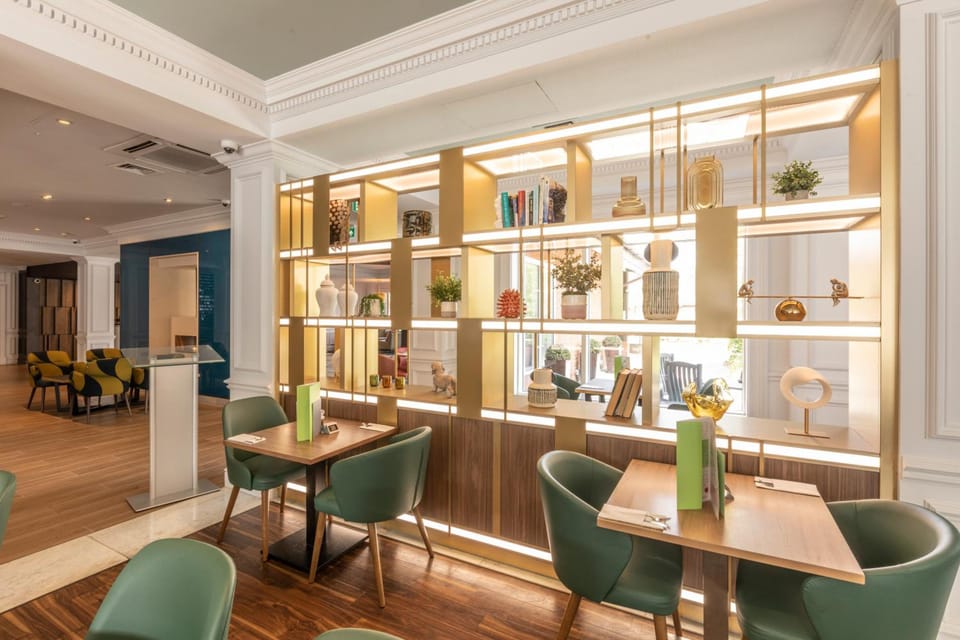 Bar/lounge