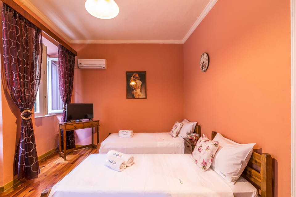 Venetian Reale Apartment Hotel in Corfu