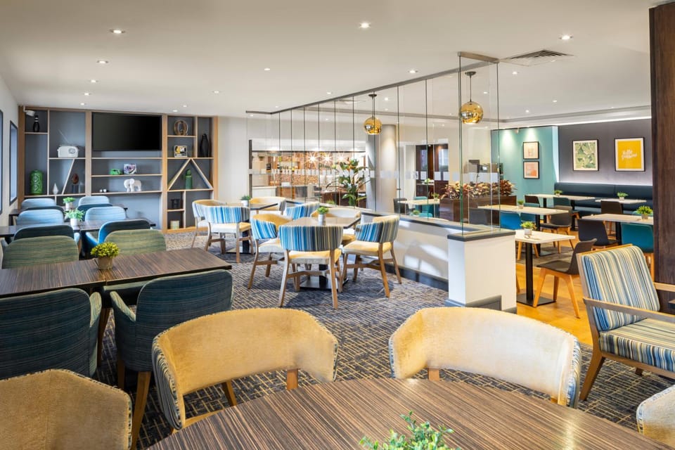 Holiday Inn High Wycombe M40 Jct.4 By IHG Hotel in High Wycombe