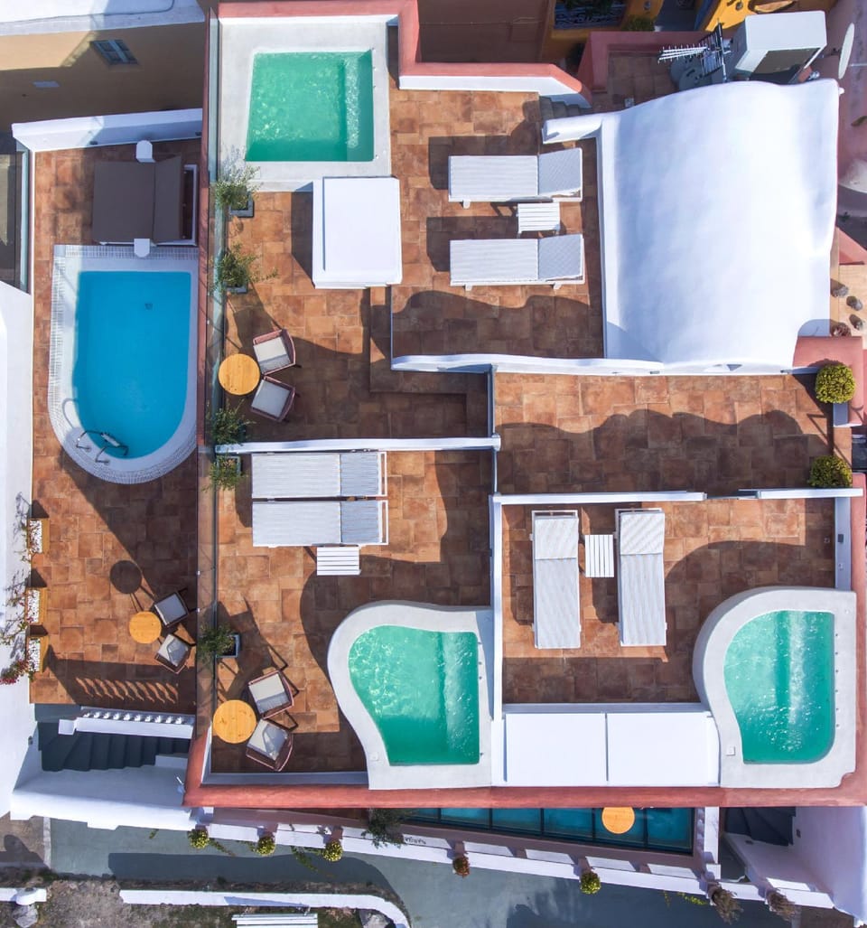 Tramonto Secret Villas Hotel in Oia