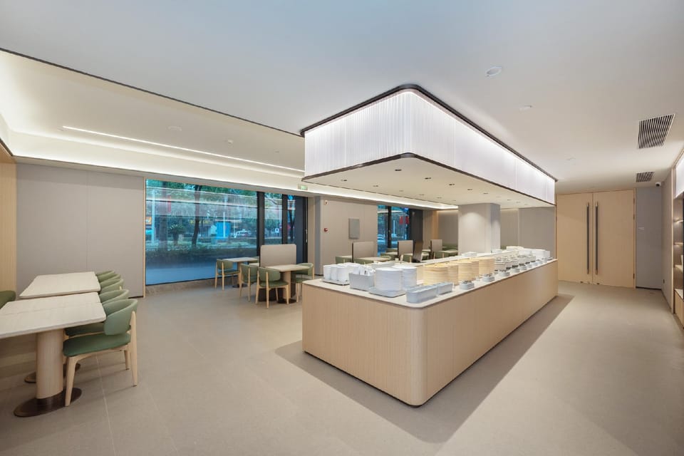 Ji Hotel Ningbo Eastern New City Hankyu Department Store Hotel in Zhejiang