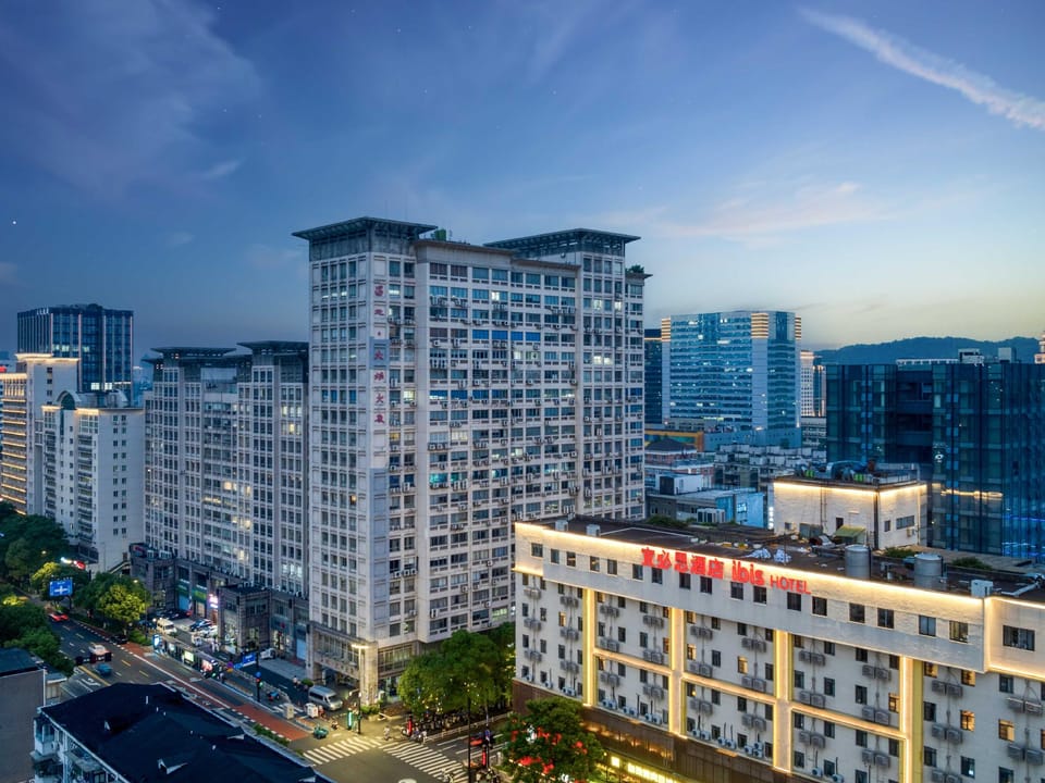 Ibis Hangzhou Wensan Road Metro Station Hotel Hotel in Hangzhou