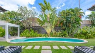 Villa Alice Satu Hotel in Kuta