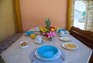 Skandalis - Athina apartment with sea view Hotel in Crete