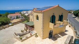 Skandalis - Afrodite apartment with pool, sea view Hotel in Crete