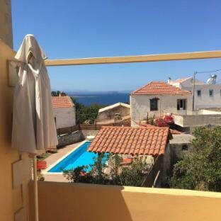 Skandalis - Klio apartment with sea & pool view Hotel in Crete
