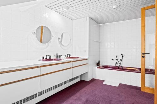 Chambre privee au coeur de Bascharage Hotel in Luxembourg District, Luxembourg