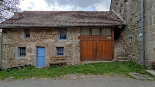 B&B - Petite Ferme d'Autrefois Hotel in Auvergne-Rhône-Alpes