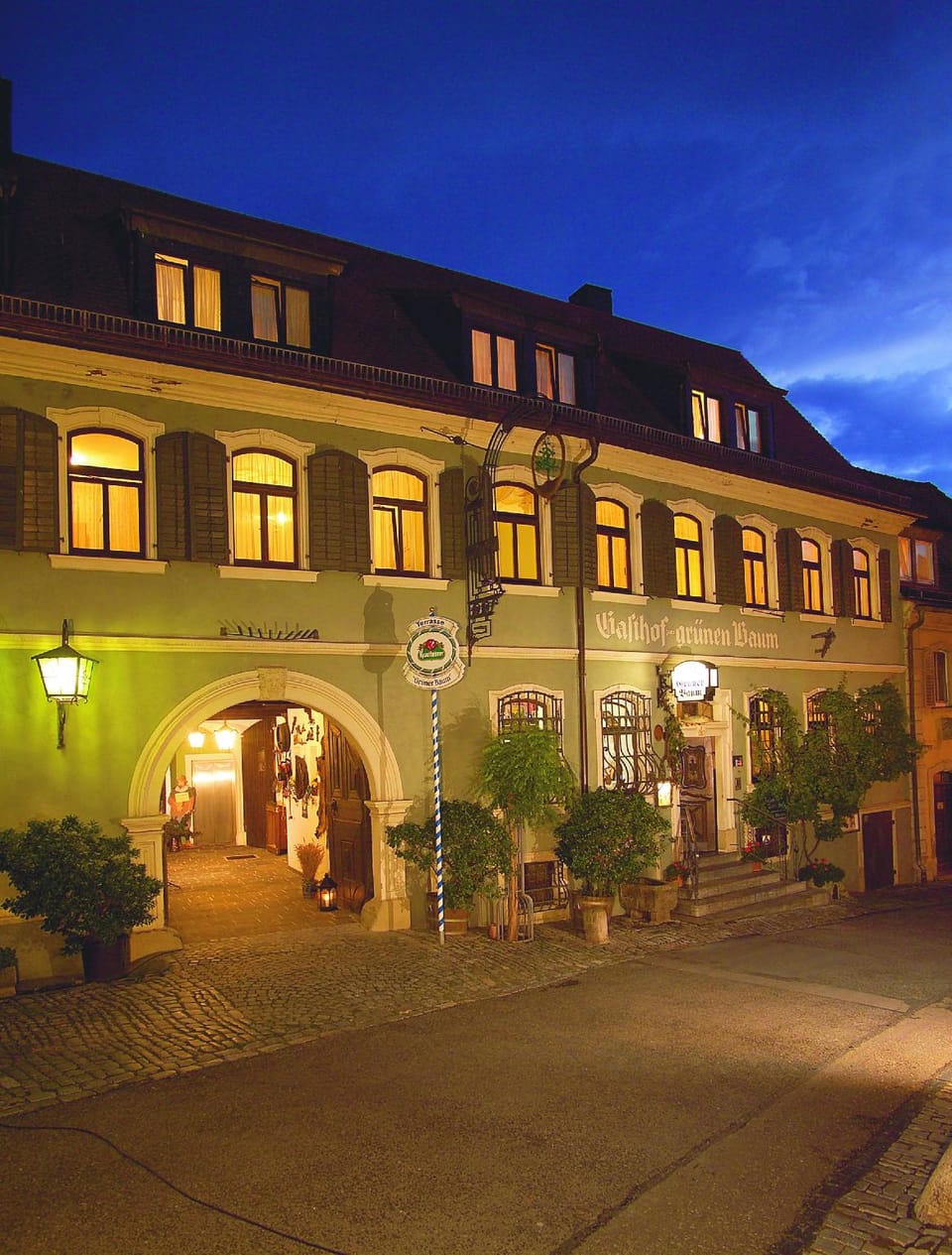 AKZENT Hotel Gruner Baum Check in Kiosk vorm Hotel Hotel in Hesse