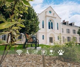 Appart'hôtel Saint-Denis, Studio 3 Hotel in Centre-Val de Loire