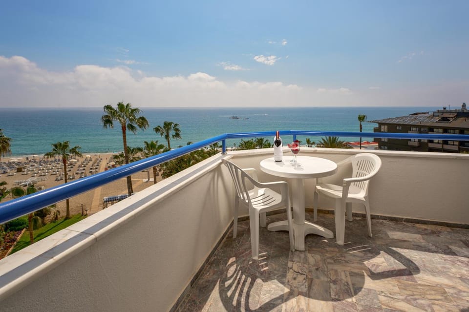 Elysee Beach Hotel Hotel in Antalya Province