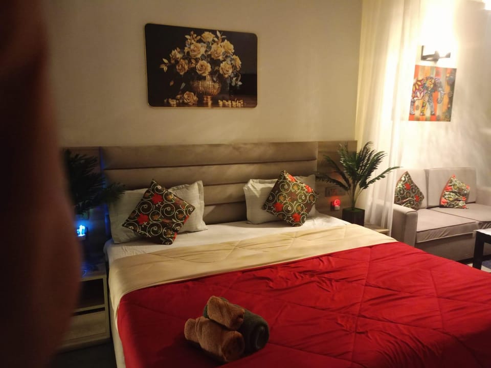 Riversky Retreat  Hotel in Noida