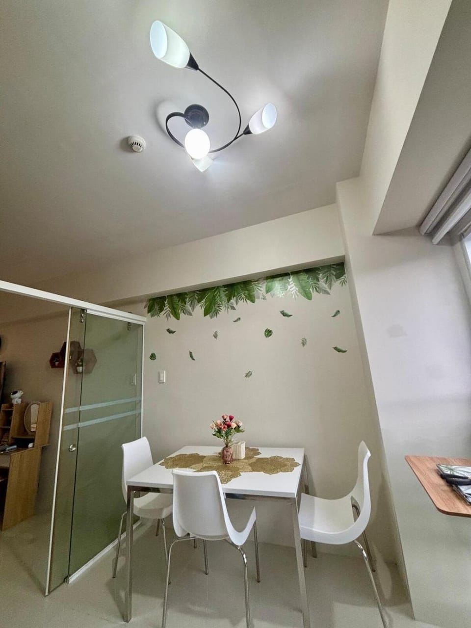 Homey G Place @ Wind Residences Tagaytay City Hotel in Tagaytay