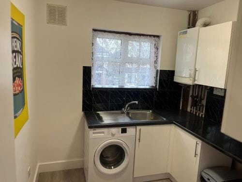 Double room in Wembley Hotel in Wembley