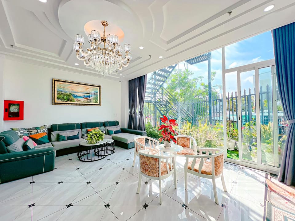 Như Ý Hotel Hotel in Phan Thiet
