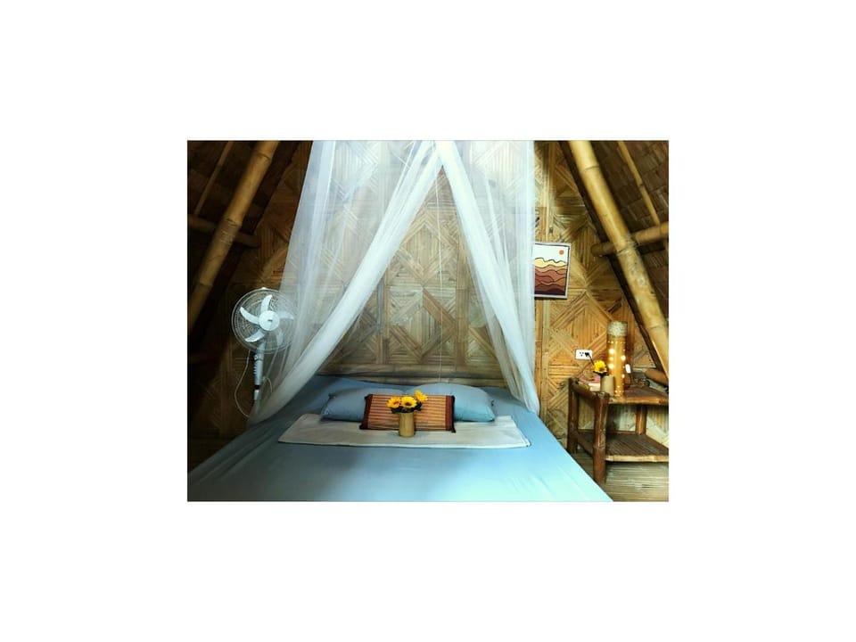 Dumaguete Bamboo Cottages -Dauin Hostel in Central Visayas