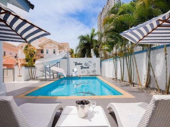 Baba beach Hotel in Pattaya City