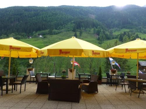 Guesthouse Mountain View Hotel in Carinthia, Austria